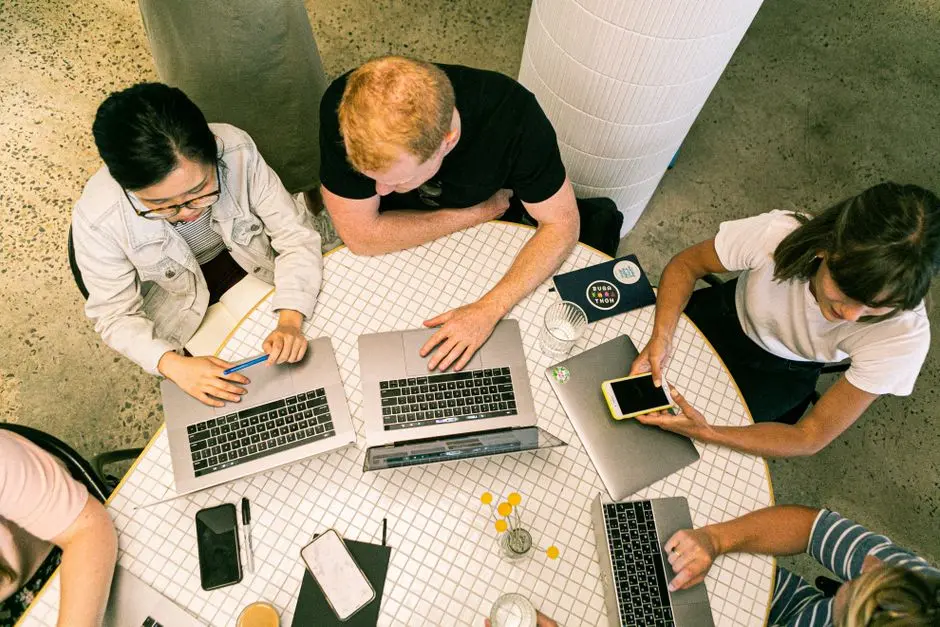 Komunitas Startup Teknologi di Batam: Coworking, Meetup, Akselerator