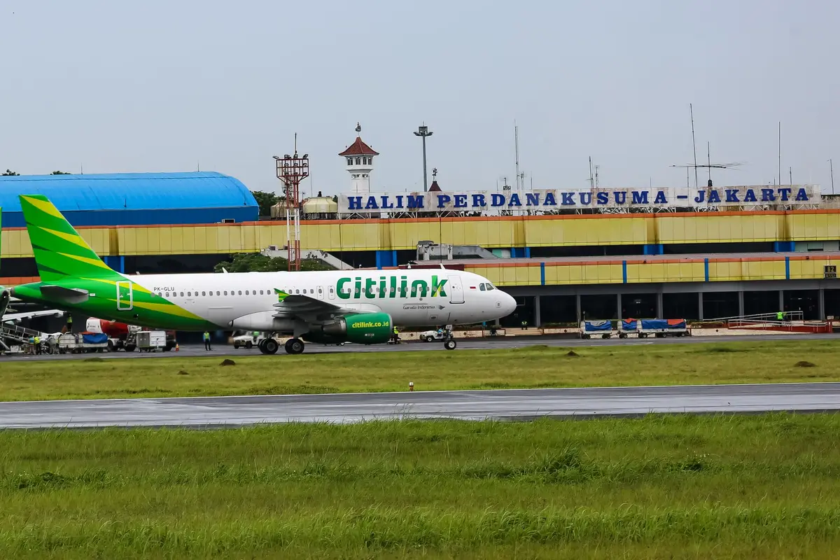 Bagaimana cara menuju Bandara Hang Nadim dari Nagoya tanpa kendaraan pribadi