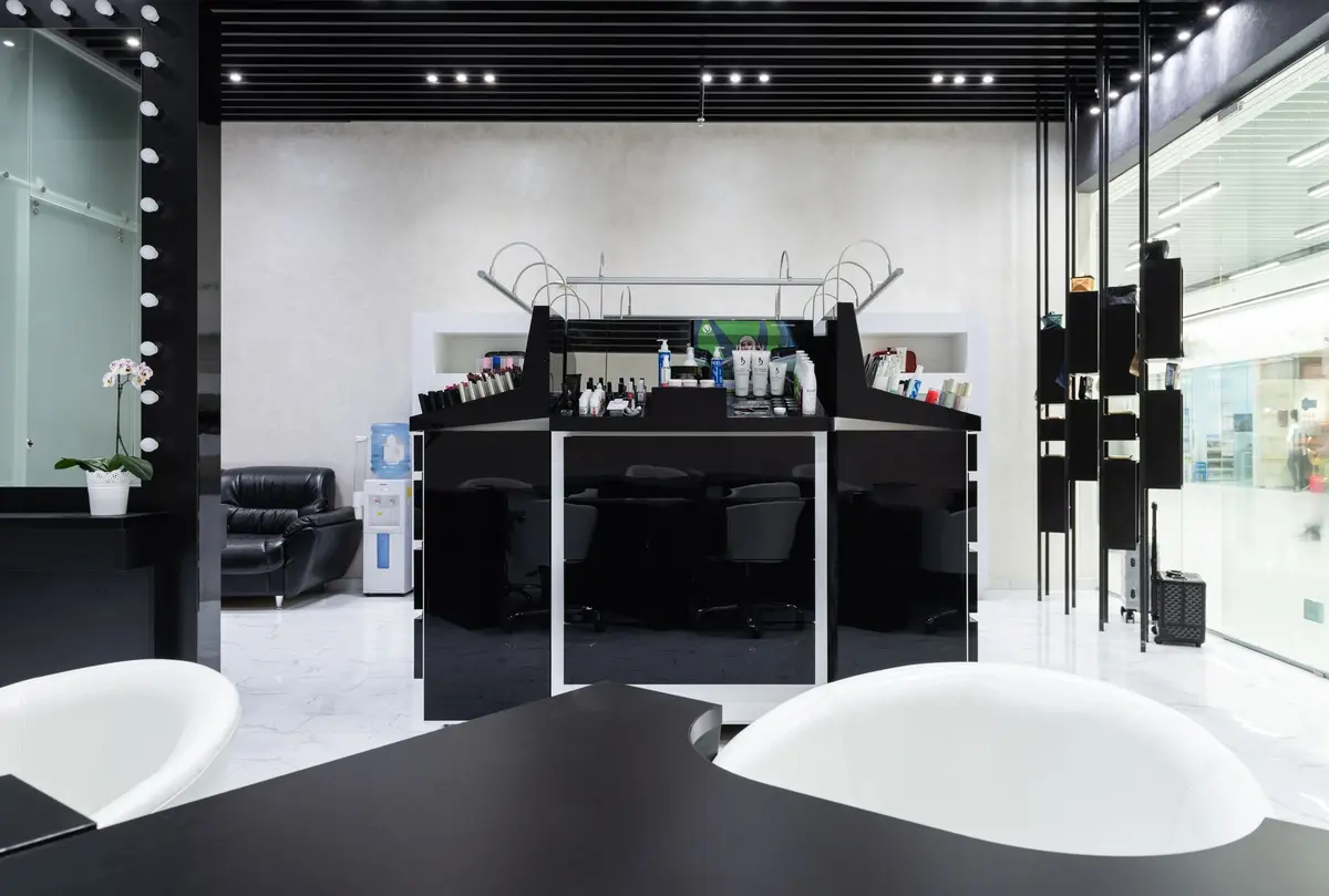 Salon di Batam