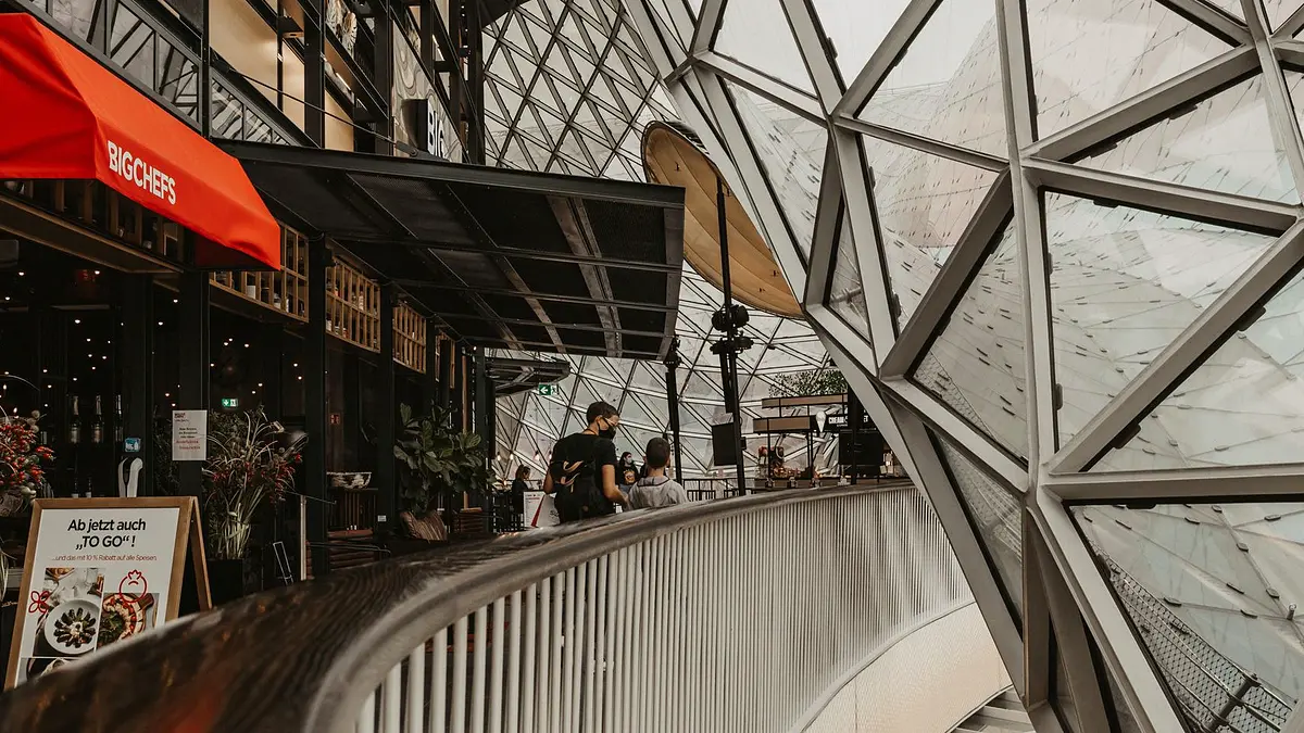 Mana yang lebih worth it di Batam Centre, food court mall atau restoran standalone