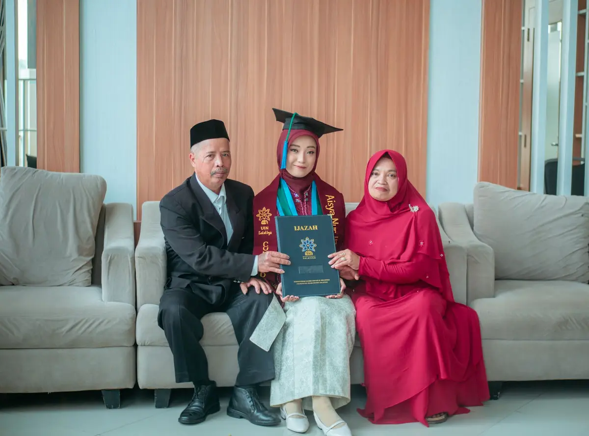 Berapa besar bantuan beasiswa pelajar di Batam untuk siswa SMP dan SMA