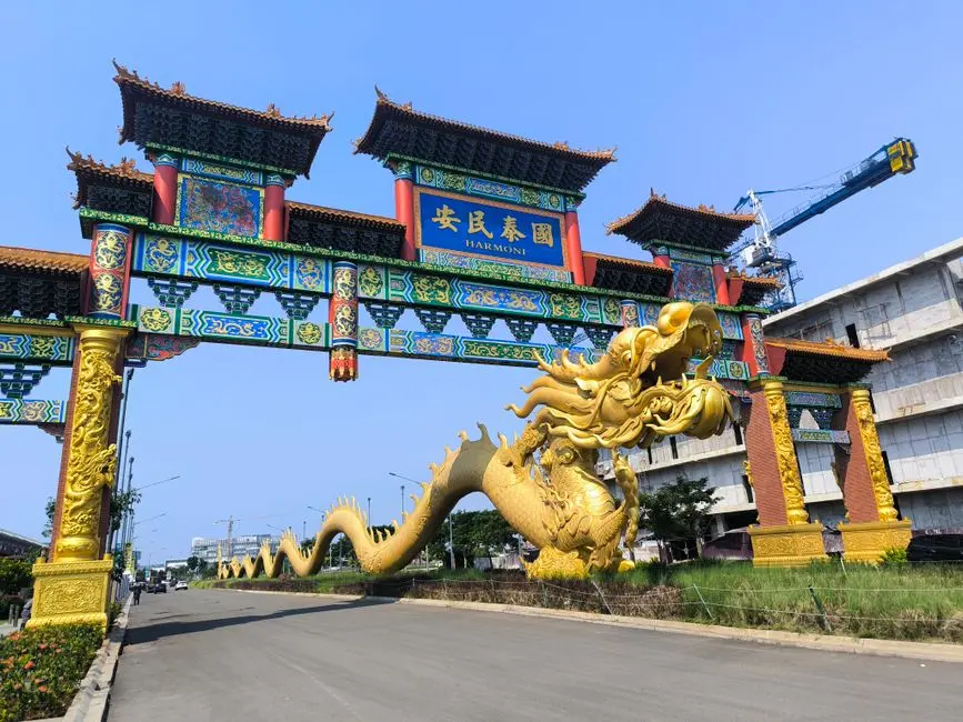 Singapura vs Batam 2026: Bandingkan Biaya Hidup, Sewa, Makan, Transport