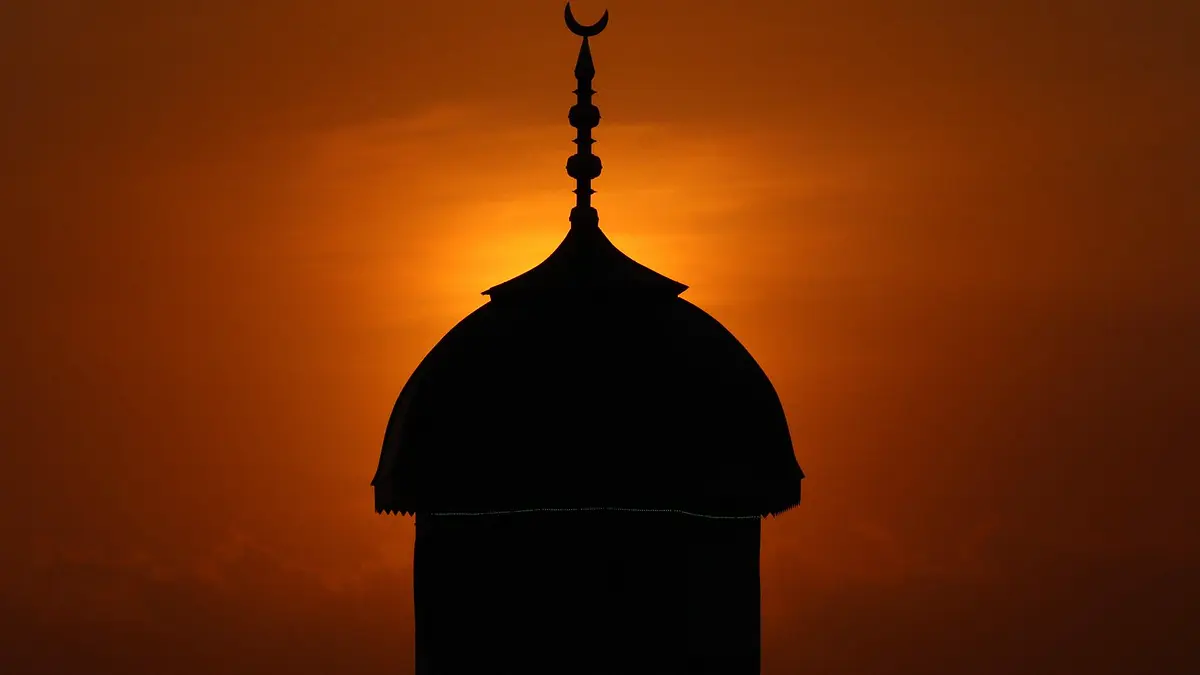 Jadwal Sholat & Adzan Batam Hari Ini (7 Oktober 2026): Subuh, Maghrib, Isya