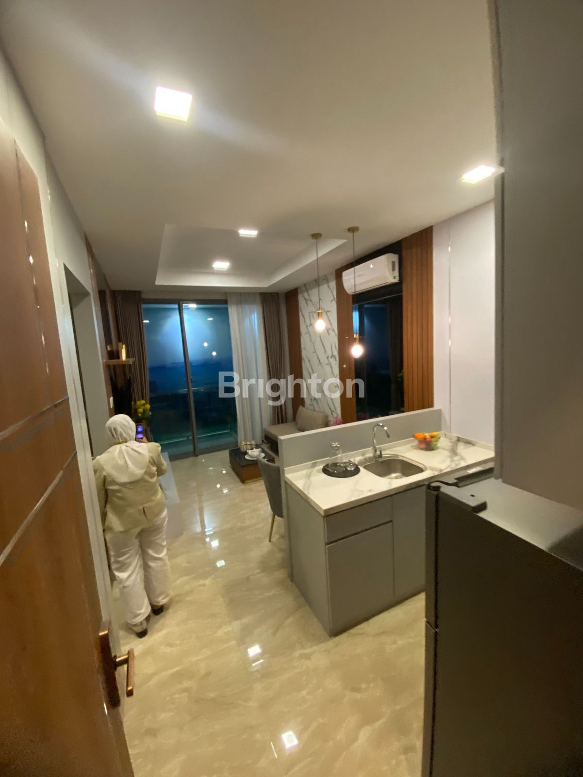 Interior and pantry of 1-bedroom condo Nagoya Hill Batam