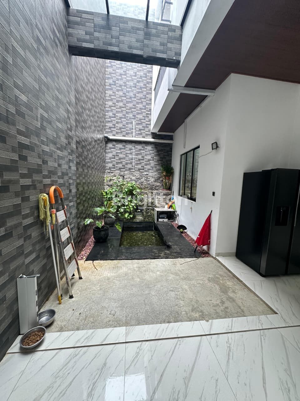 Area servis samping rumah Bukit Indah Sukajadi Batam Centre