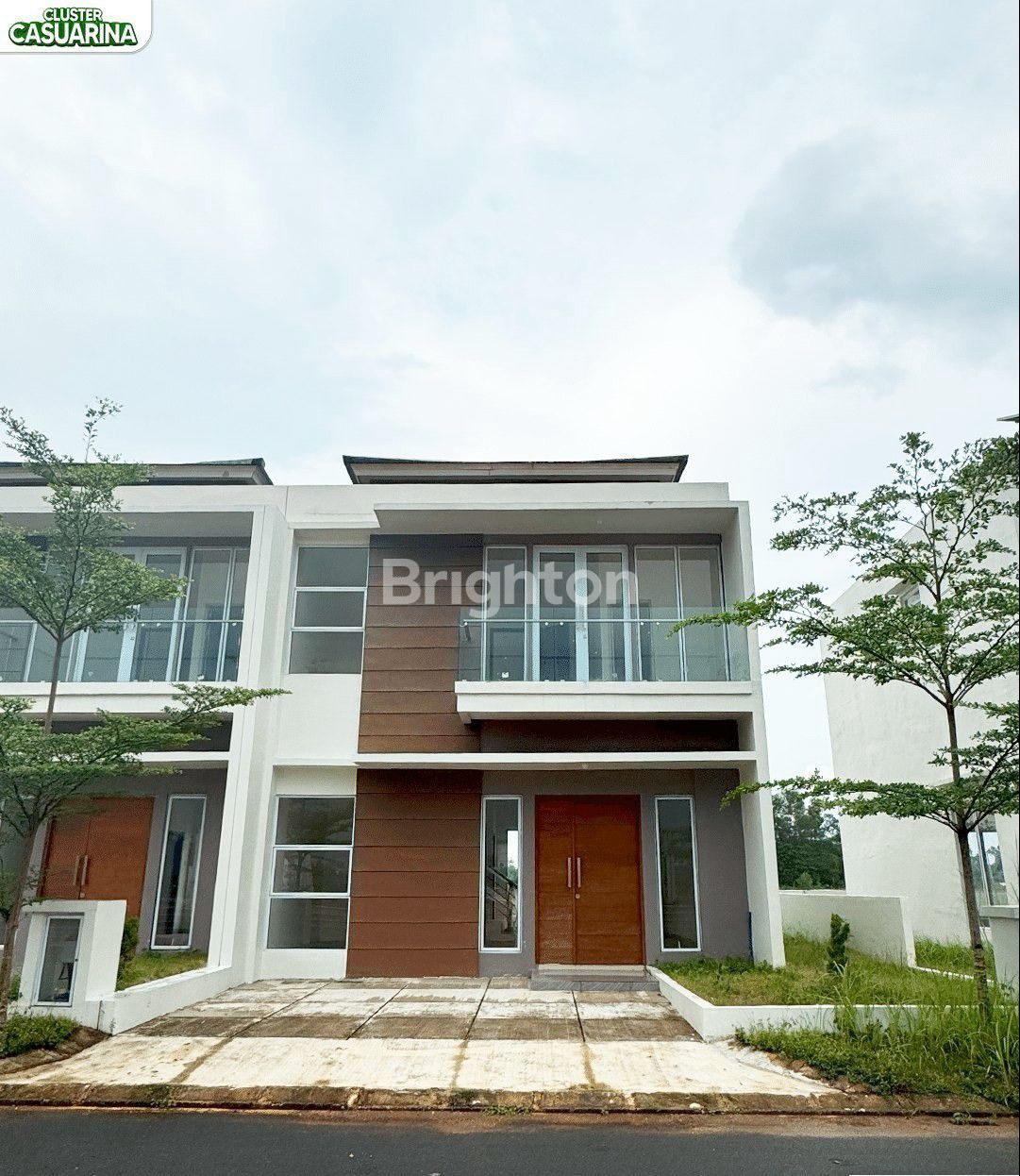 Tampak depan rumah tipe 90/105 Cemara Park Residence Batam