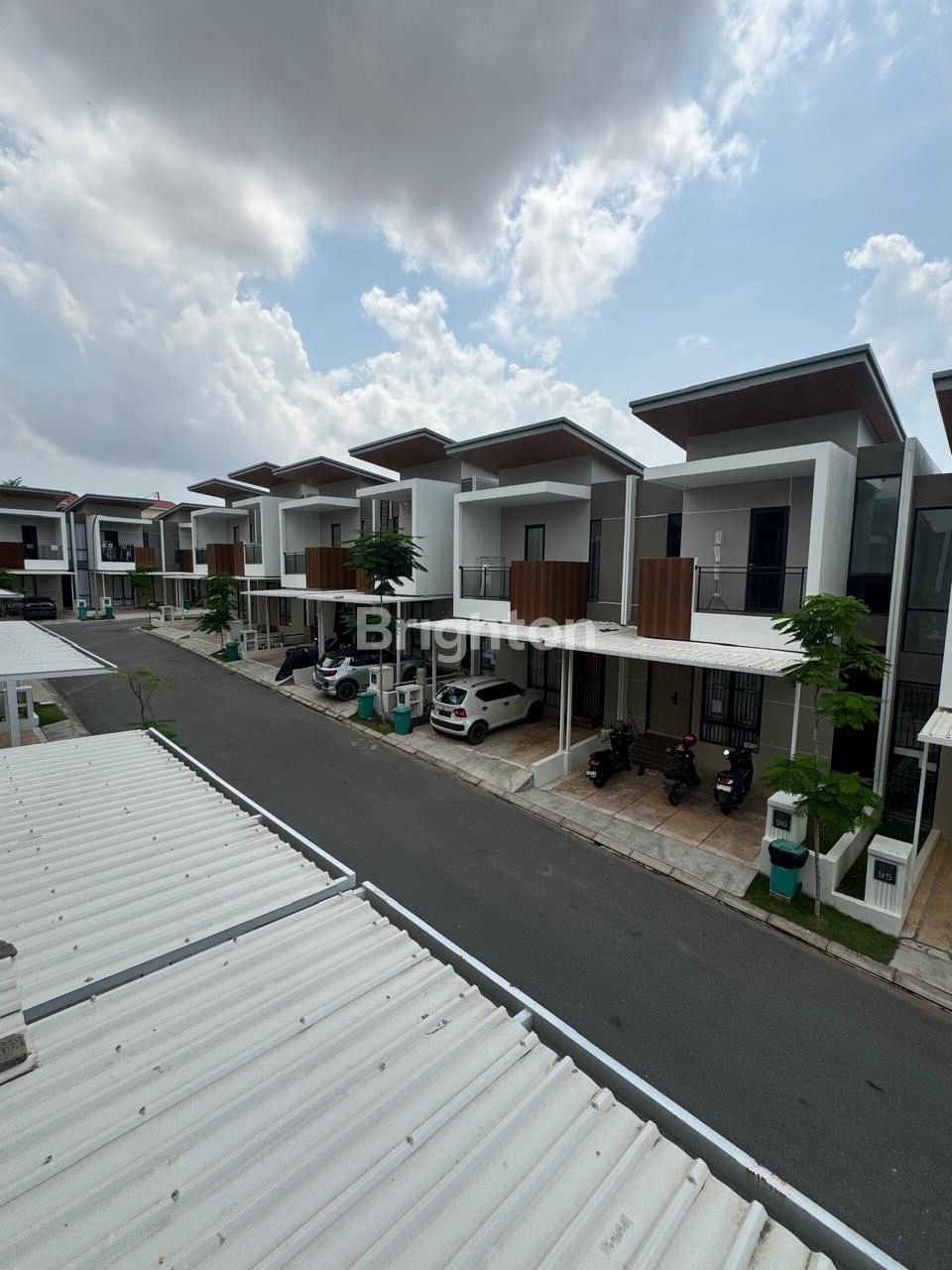 Jual Rumah Central Hill Batam Centre — Full Furnished, 3 Kamar Tidur, Hadap Selatan