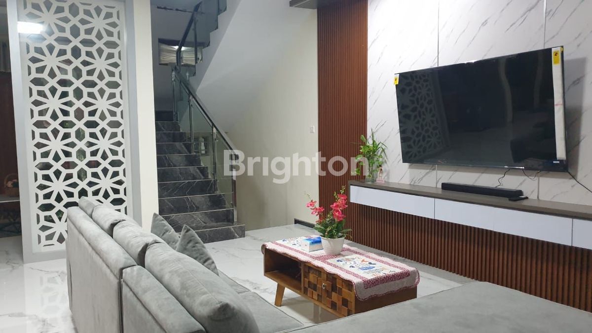 Kamar tidur rumah mewah Southlink Tiban Batam