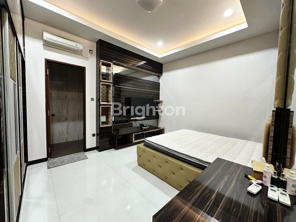 Kamar tidur berperabot rumah Bukit Indah Sukajadi Batam Kota