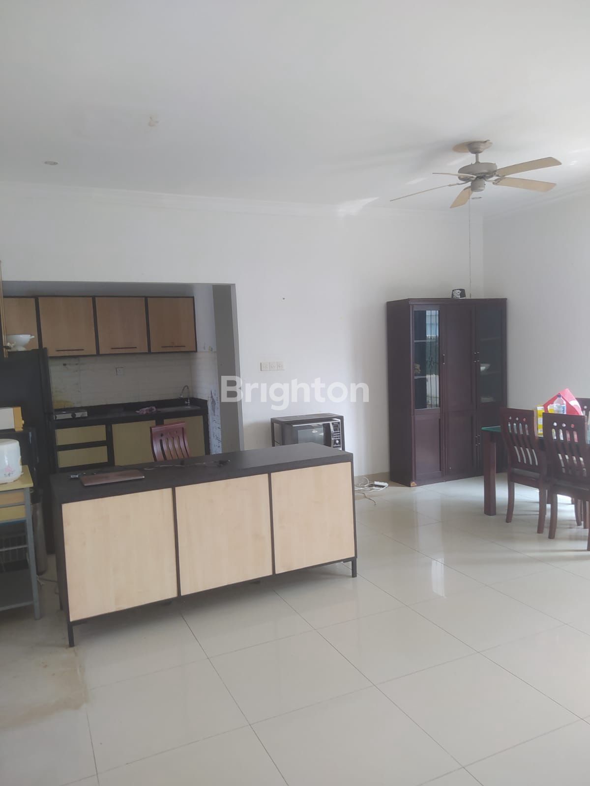 Air-conditioned bedroom, Bukit Indah Sukajadi house Batam