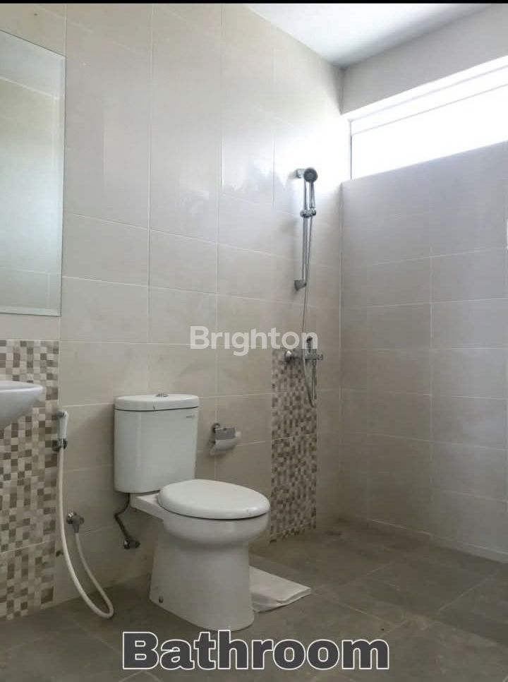 Kamar mandi rumah sewa Southlink Tiban Indah Batam