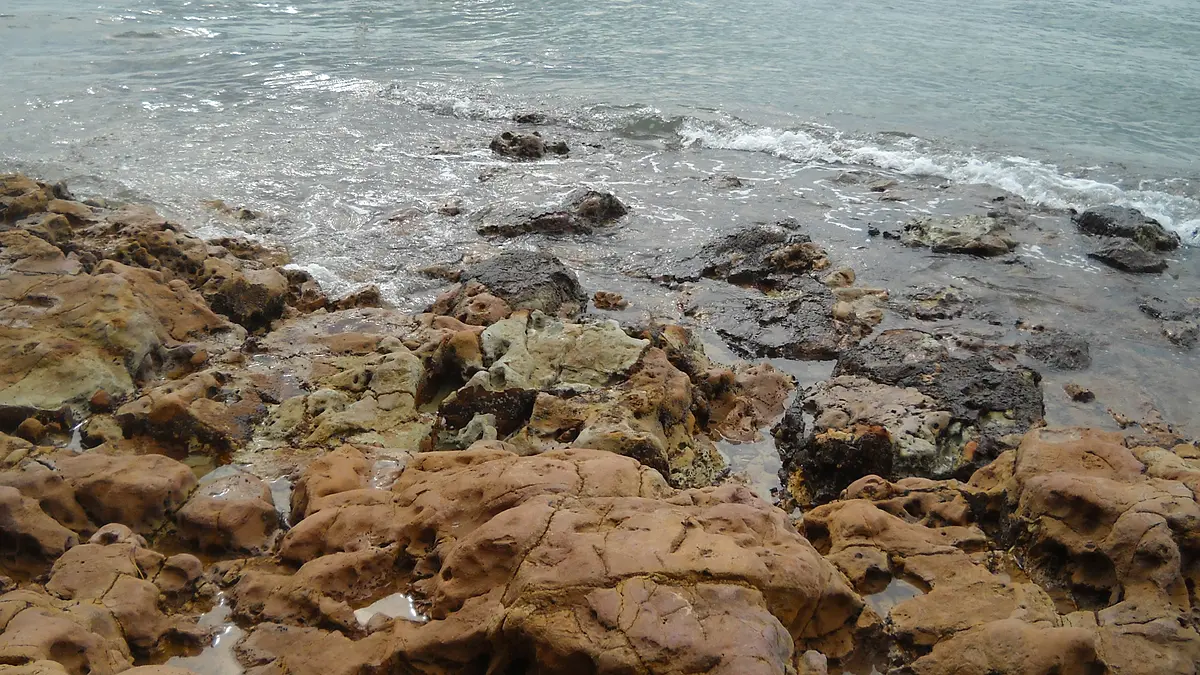 Pantai Tanjung Pinggir