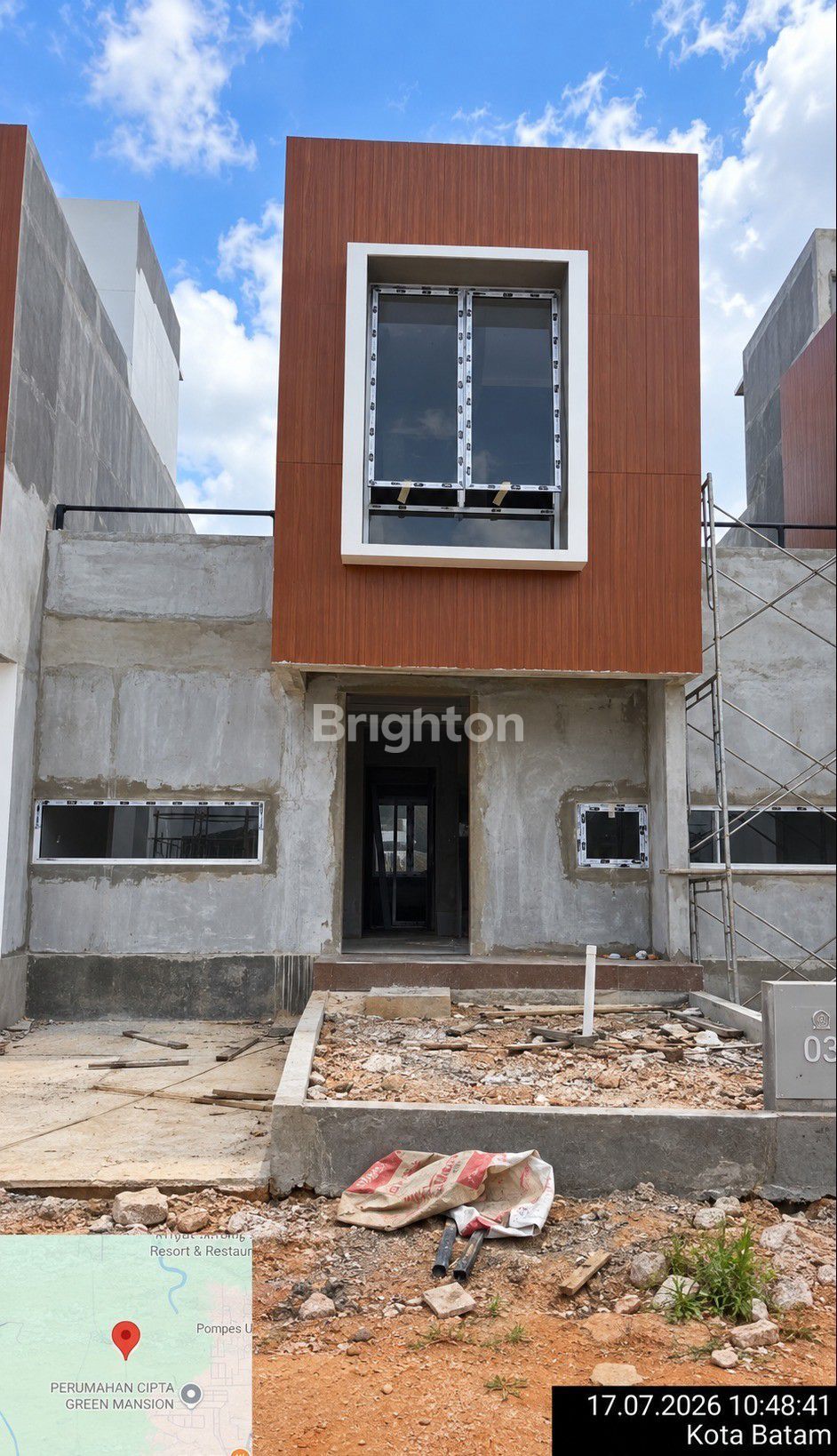 Hillside Villa For Sale at Serenity Central City, Sekupang, Batam — Sky Terrace, Smart Home