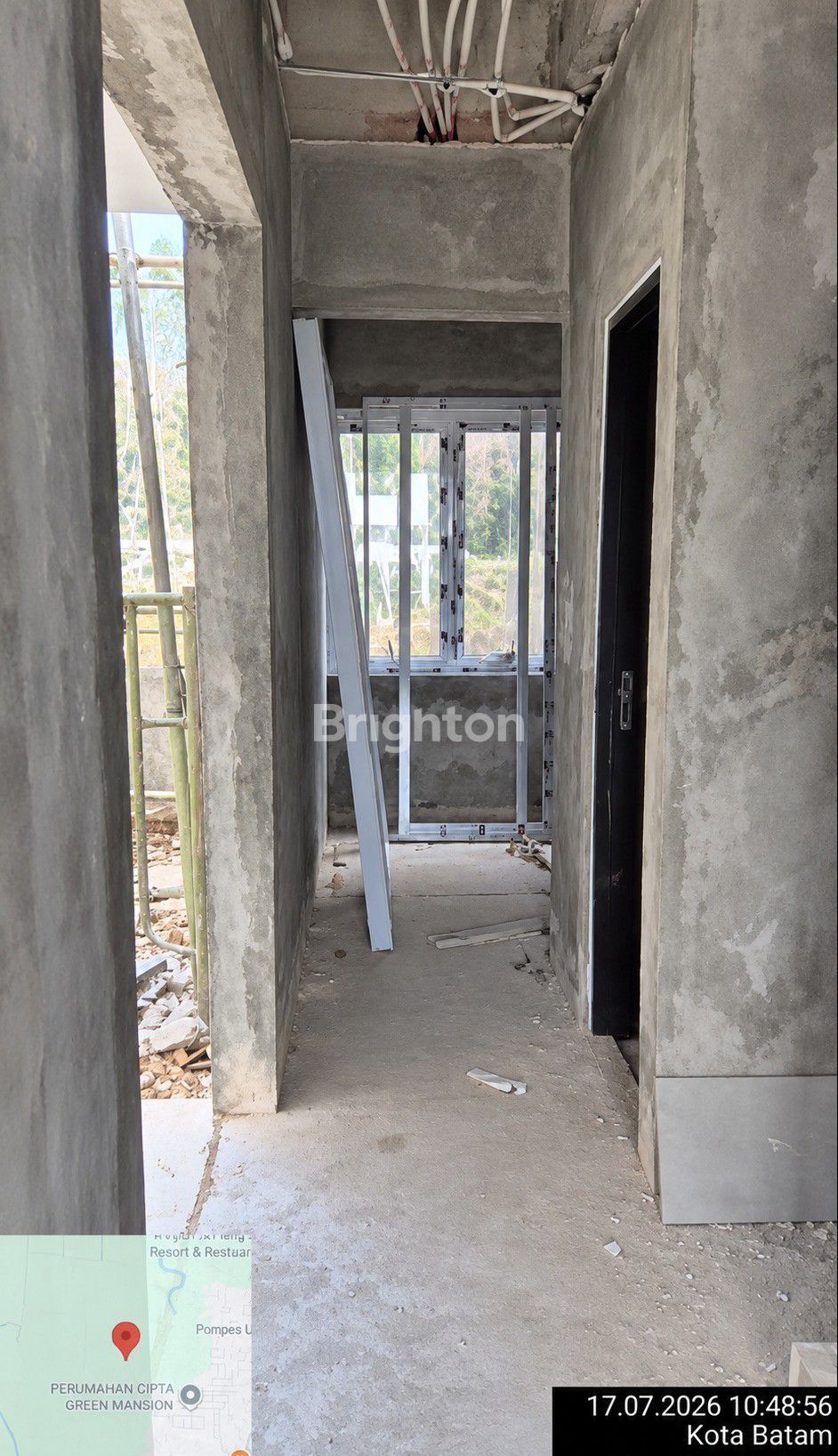 Open-plan living space in the Hillside villa, Sekupang, Batam